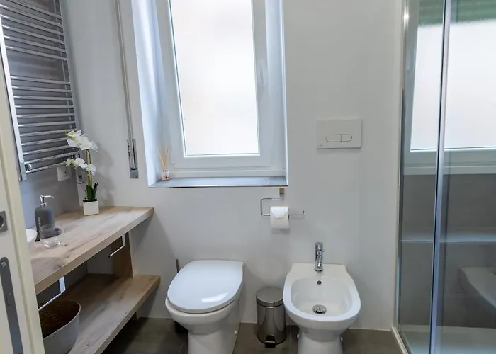 Noh Spacious Modern For 8 With 3 Bdr 2 Bathrooms * Rom