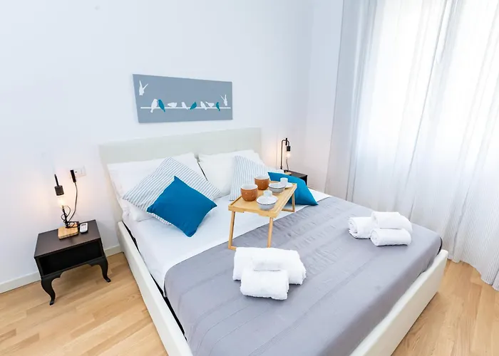 Noh Spacious Modern For 8 With 3 Bdr 2 Bathrooms Apartment Rom