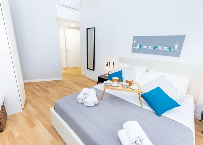 Noh Spacious Modern For 8 With 3 Bdr 2 Bathrooms