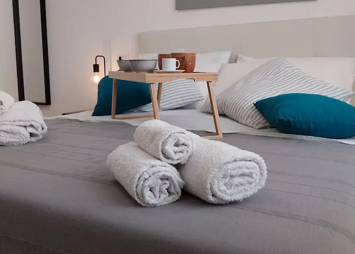 Noh Spacious Modern For 8 With 3 Bdr 2 Bathrooms Apartment *