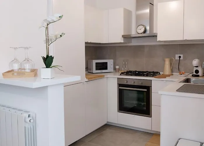 Noh Spacious Modern For 8 With 3 Bdr 2 Bathrooms * Rom